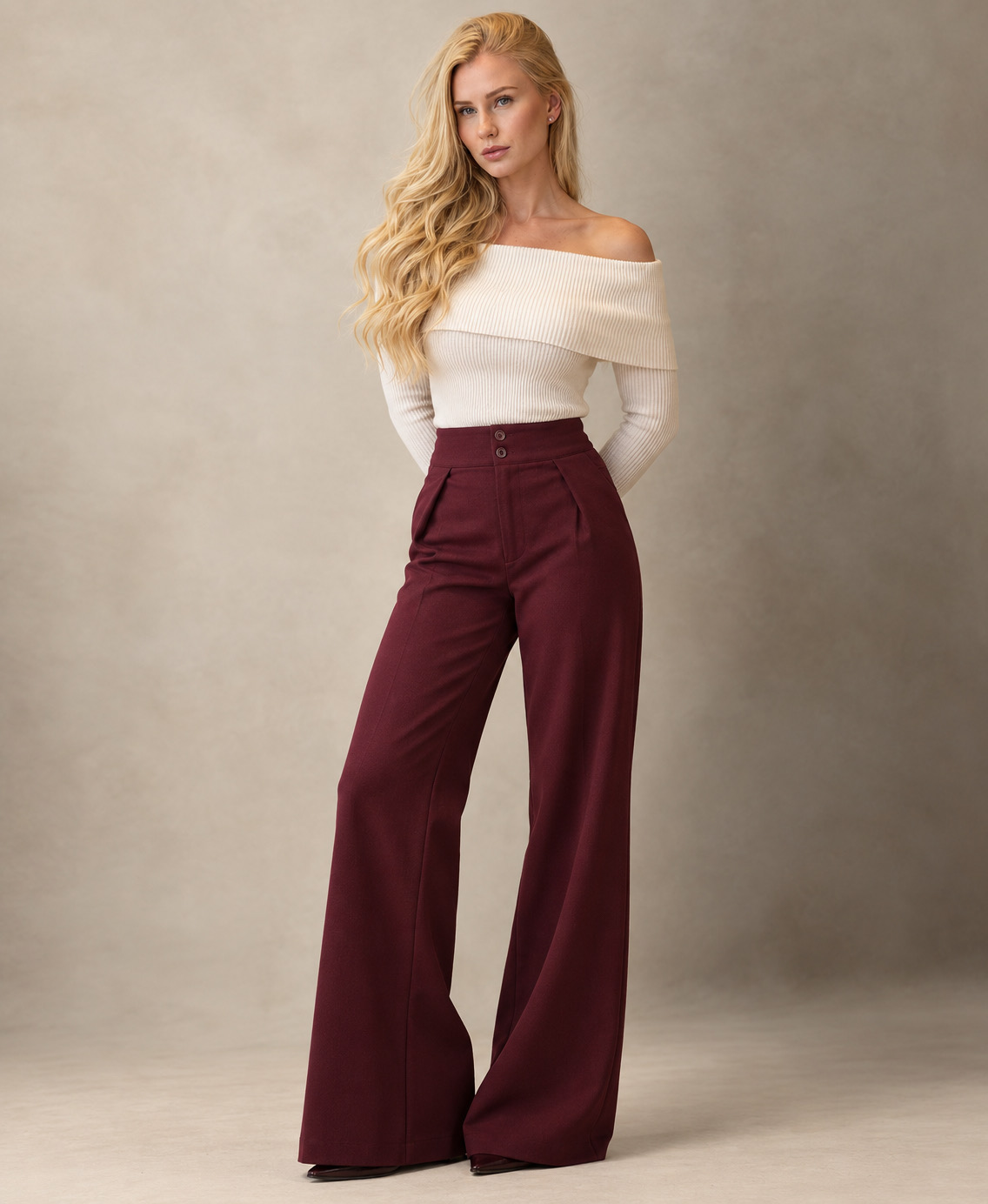 Calça Alfaiataria bordô, vista frontal na modelo